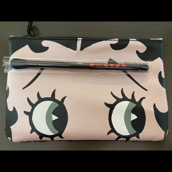 Three Ipsy Makeup Bags NWOT with eyeshadow brush - Picture 3 of 11